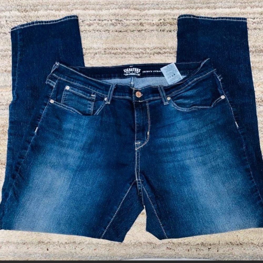 Levi's Women's Dark Blue Skinny Jeans - Picture 1 of 8
